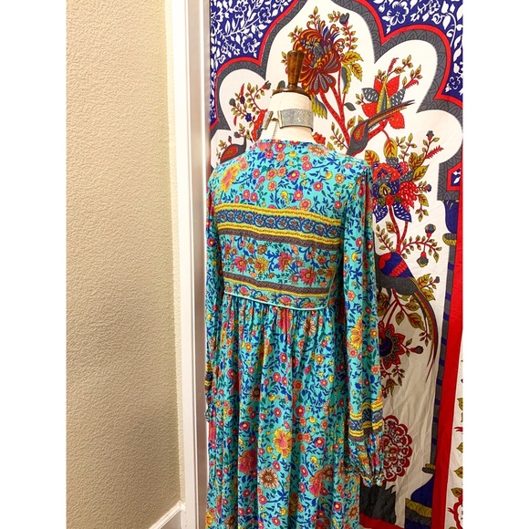 π Amazing colorful flowers dress - Picture 8 of 11